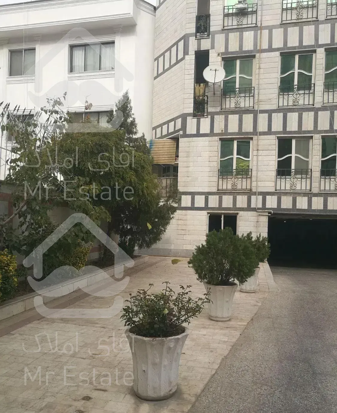 65 متر فول امکانات