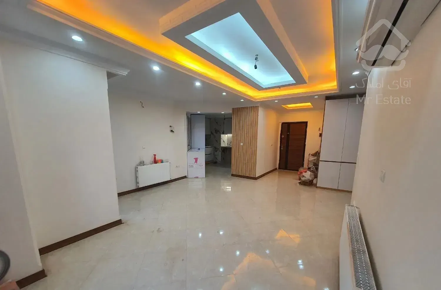 واحد کلید نخورده ۹۸متری برج ژیوان تراس دار