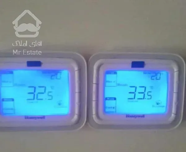 ۱۹۲ متر ۳ خواب فول امکانات طبقه آخر کامرانیه