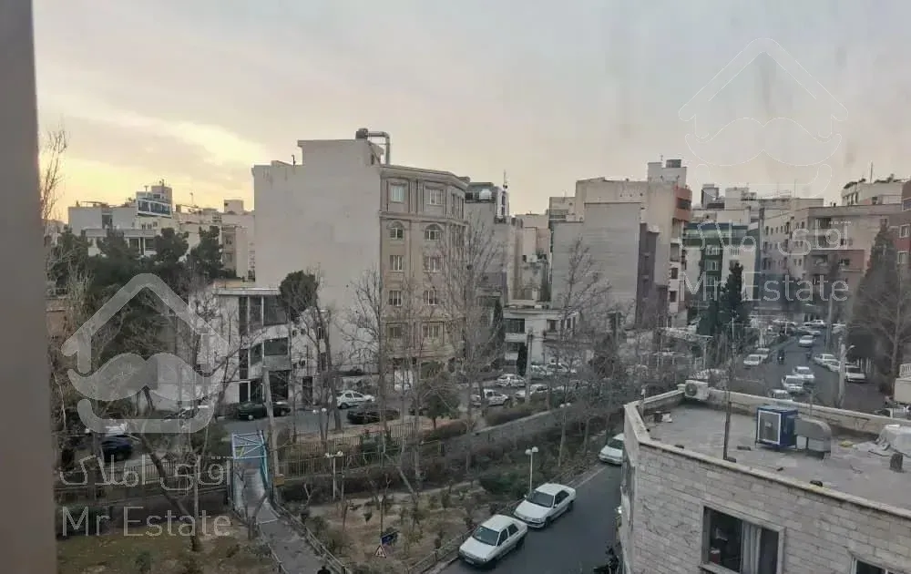 میرداماد نفت دهم ۱۷۷ متر ۳ خوابه با استخر فعال