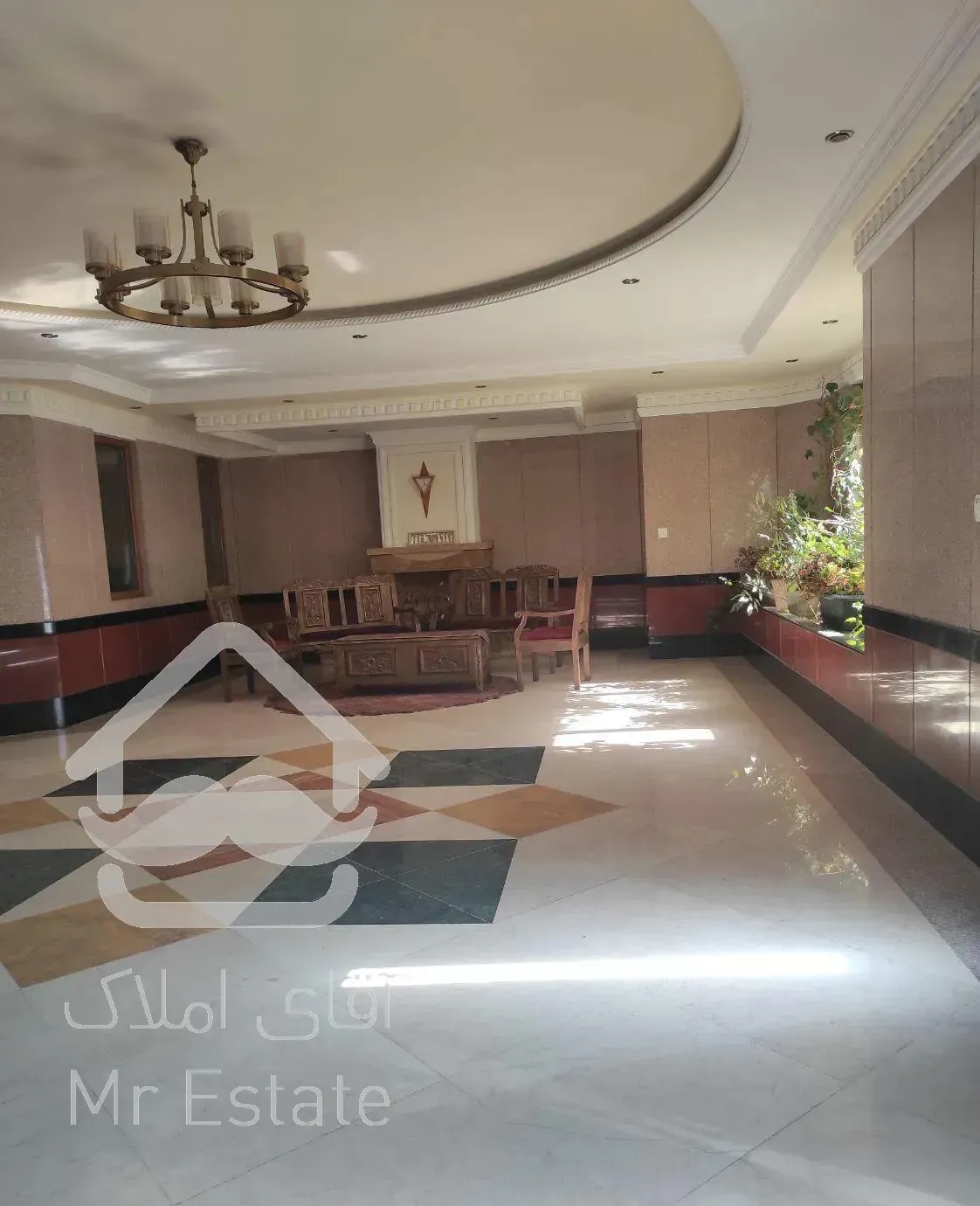 هروی ۲۱۵ متر. ۳ خواب. مستر