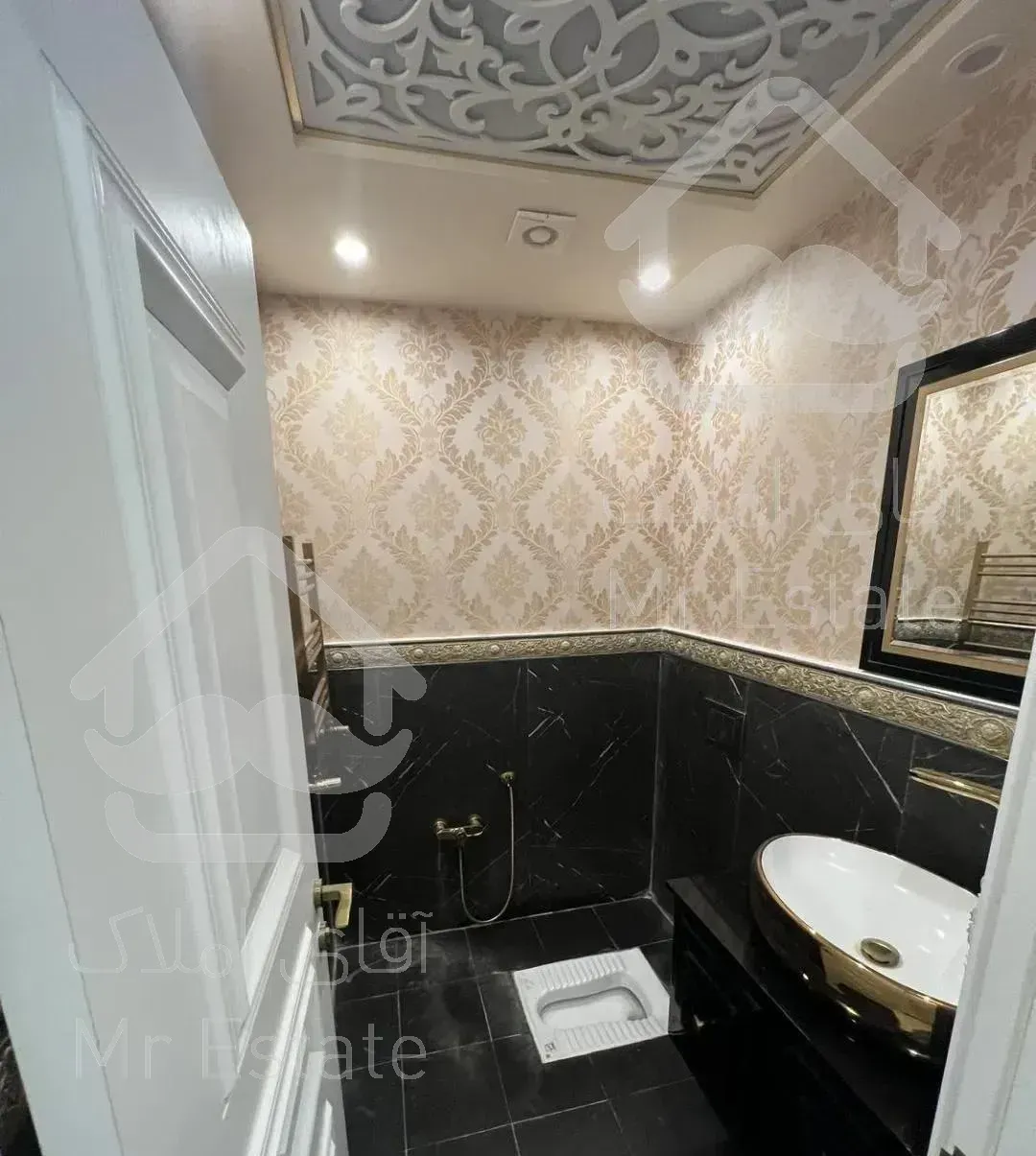 ۱۰۰متر/۲خواب/آفتابگیر/۲پارکینگ سندی/جواهر منطقه