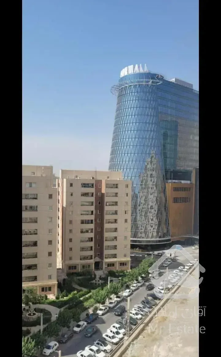 آپارتمان 104 متر دو خواب شهرک راه آهن