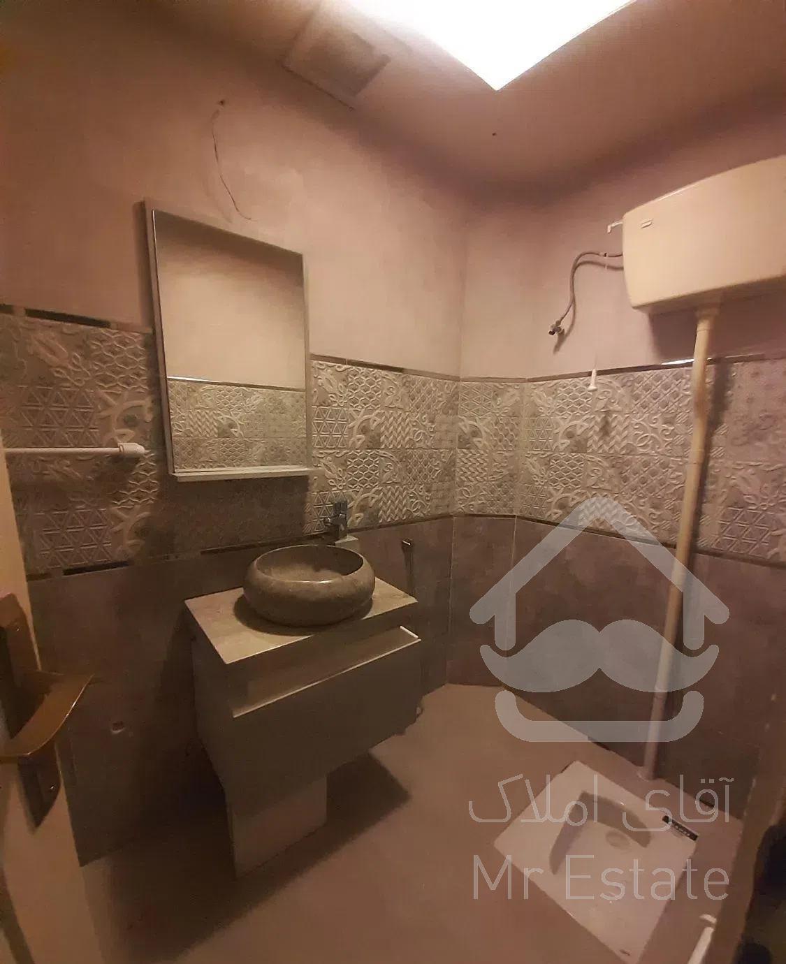 گیشا ۱۳۰ متر سه خواب