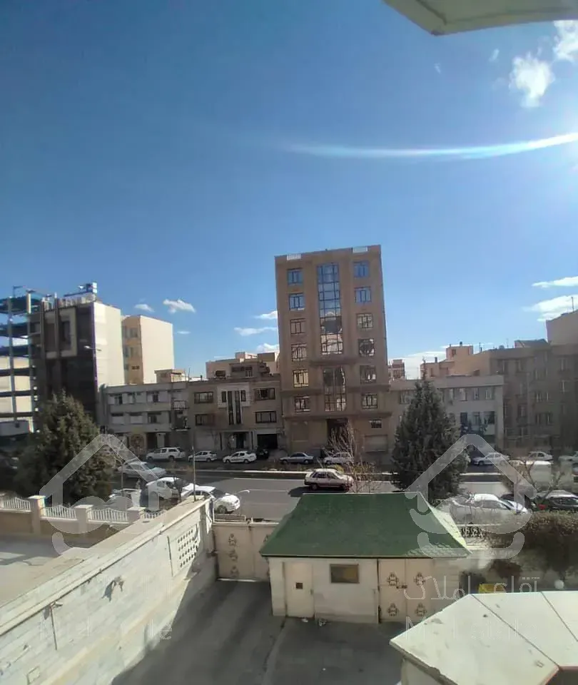 آپارتمان ۱۴۰ متری سعادت آباد