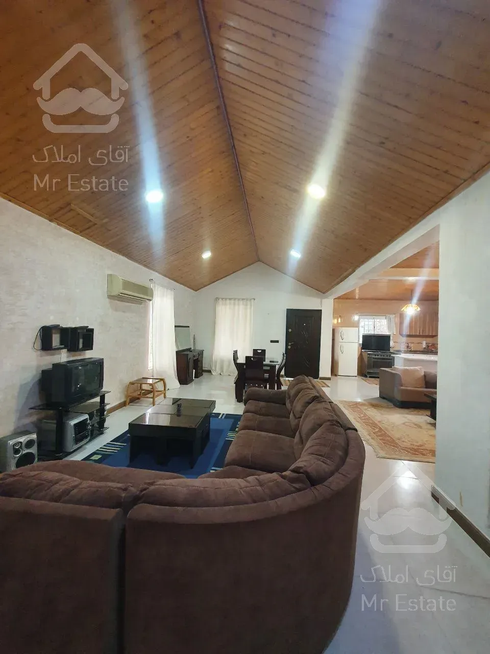 ویلا۲۵۰متری مبله کامل شهرکی ویوی جنگل