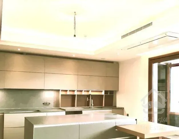 خ دربند۱۵۰ متر ۳خ فول مشاعات ۱۰ ساله ویودار نورگیر