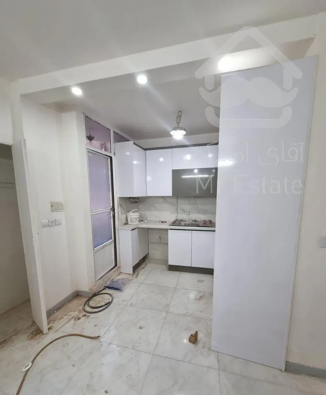 ۳۷ متری ۱ خوابه طبقه ۱ در هفت چنار/ بازسازی