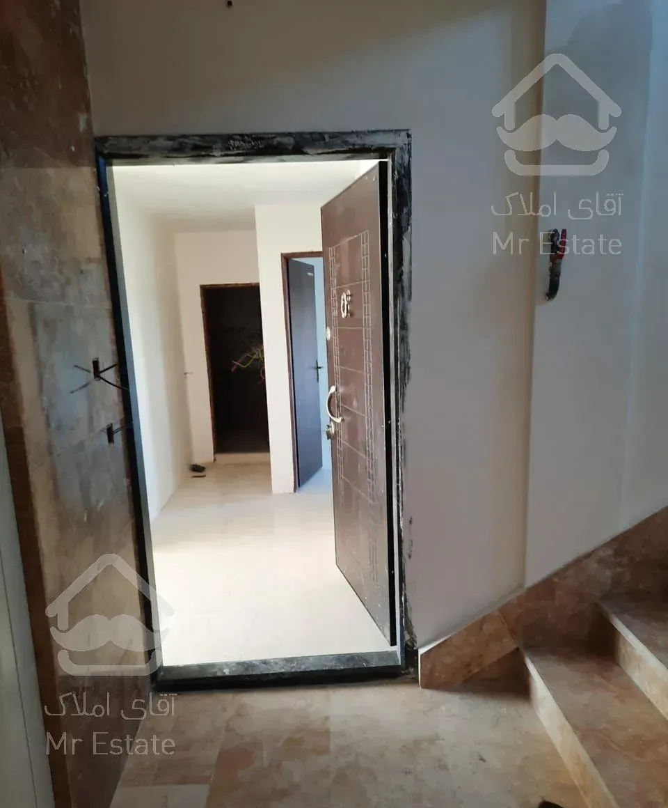 اپارتمان ۳۰۰متری سند تک برگ جاده نور