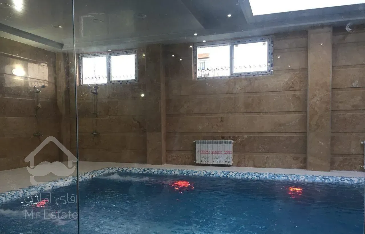 ویلایی باغی استخردار ۵۰۰متری سه خوابه