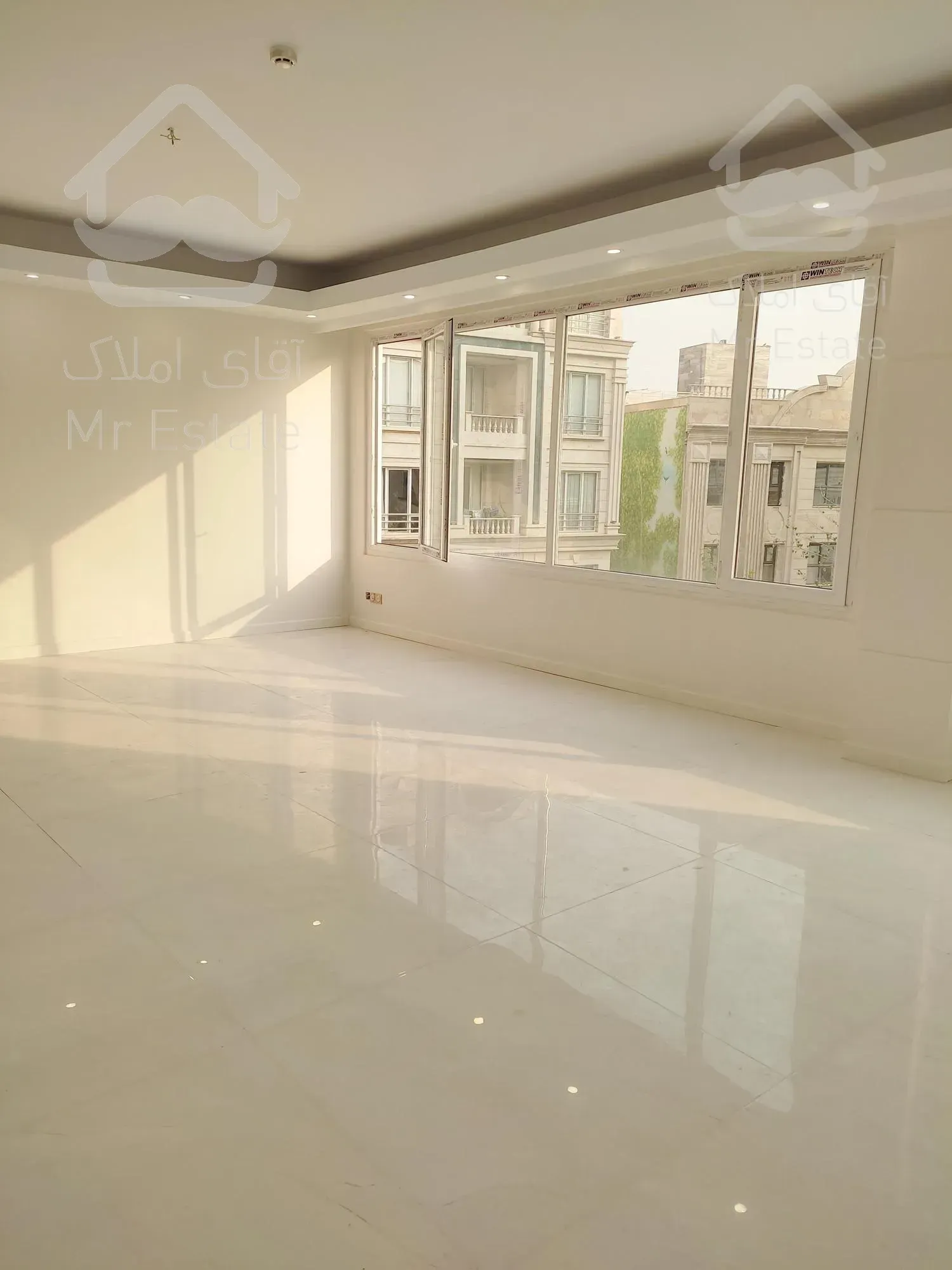 فروش193متر فول بازسازی. جمشیدیه. سه خواب مستر. محیطی با هوای عالی و آرامش بخش