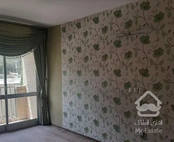 آپارتمان ۲۲۰ متری سه خوابه