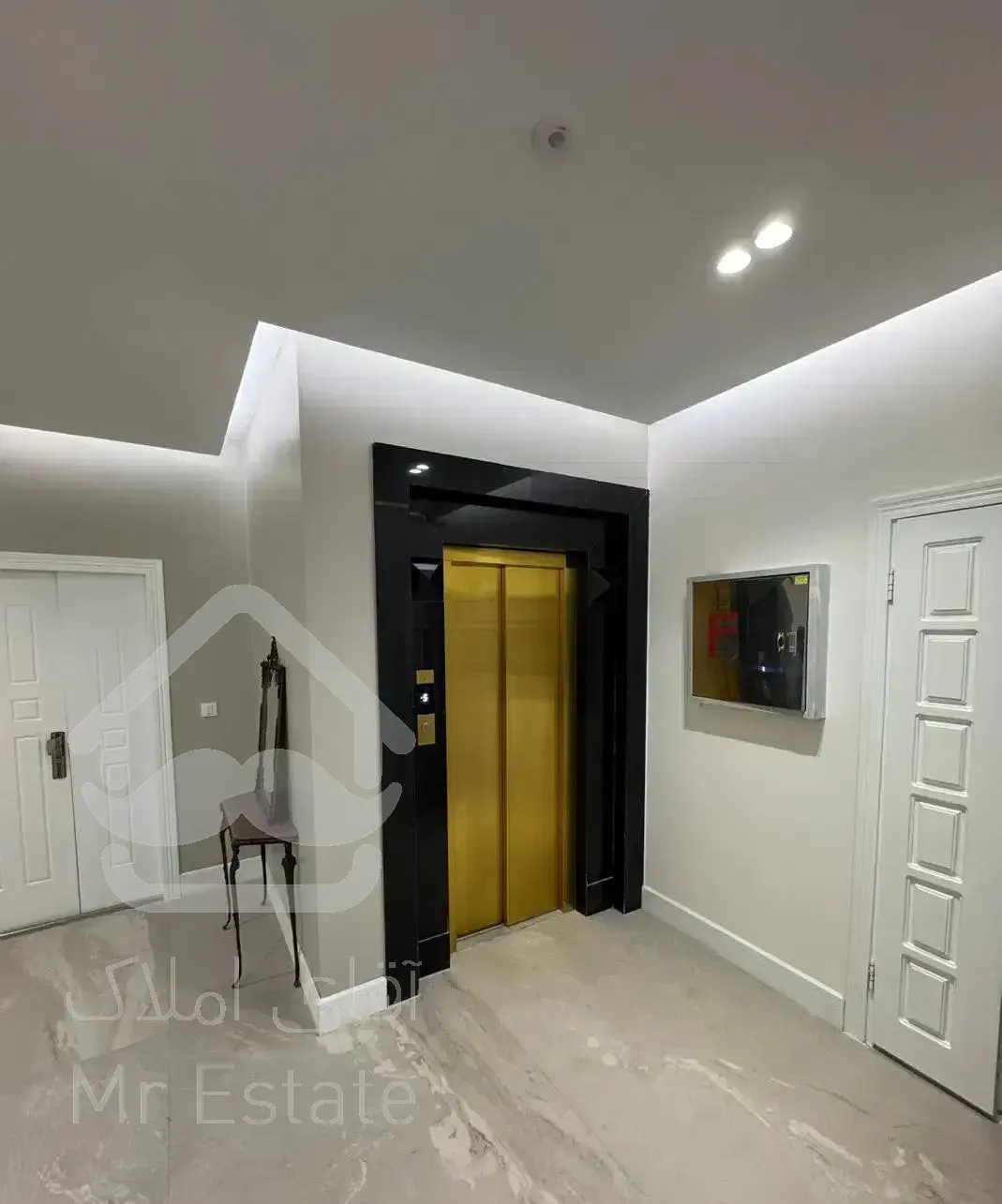 ۱۷۲ متر غرق نور سجاد بزرگمهر جنوبی