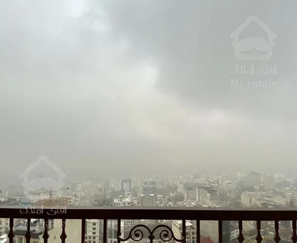 برج مدرن با ویوی ابدی