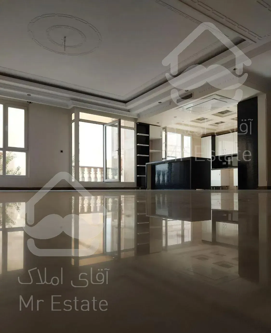 ۲۲۰متر ۴ خواب (در حد نوساز)