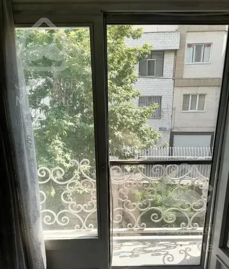 ۷۱ متر،اندرزگو، جنوبی