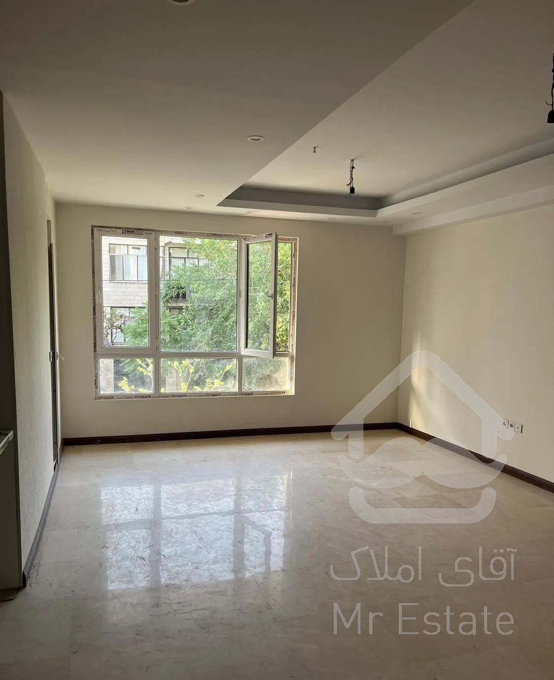 ۱۰۵متر شمال بلوار فردوس غرب نوساز