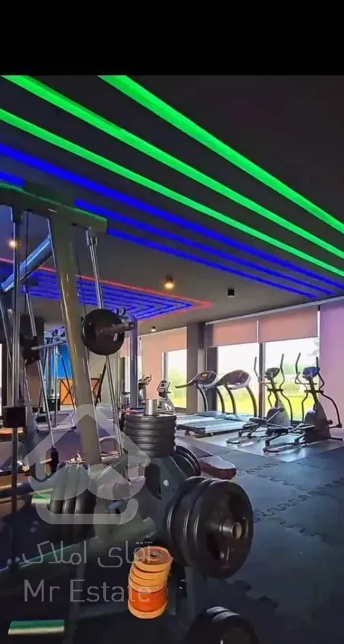 اپارتمان ۱۱۰ متری دو خواب شهرک برند(امینی)