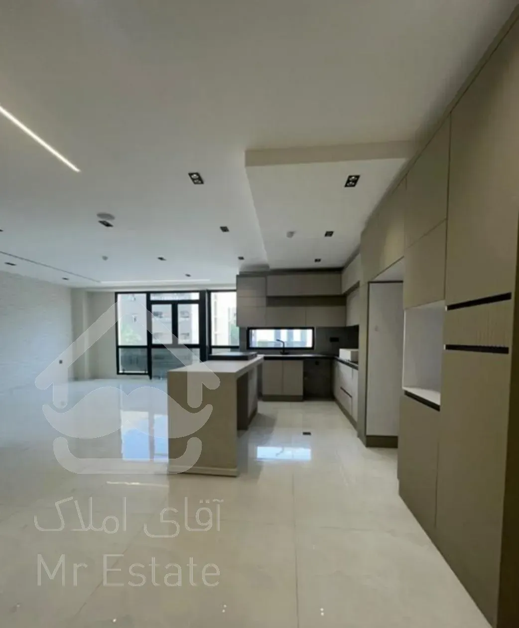 تک واحدی ۱۰۵متری/دوخوابه/موقعیت عالی