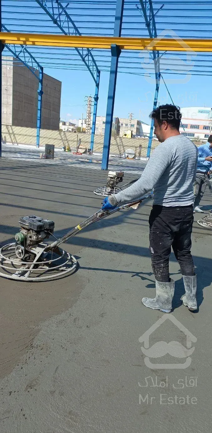 بتن ریزی بادستگاه ماله پروانه ای