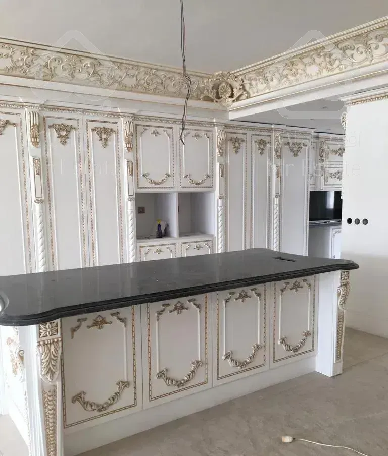 آپارتمان۲۰۰متر/صفر//طبقه۲/پلاک پنجم بزرگمهر