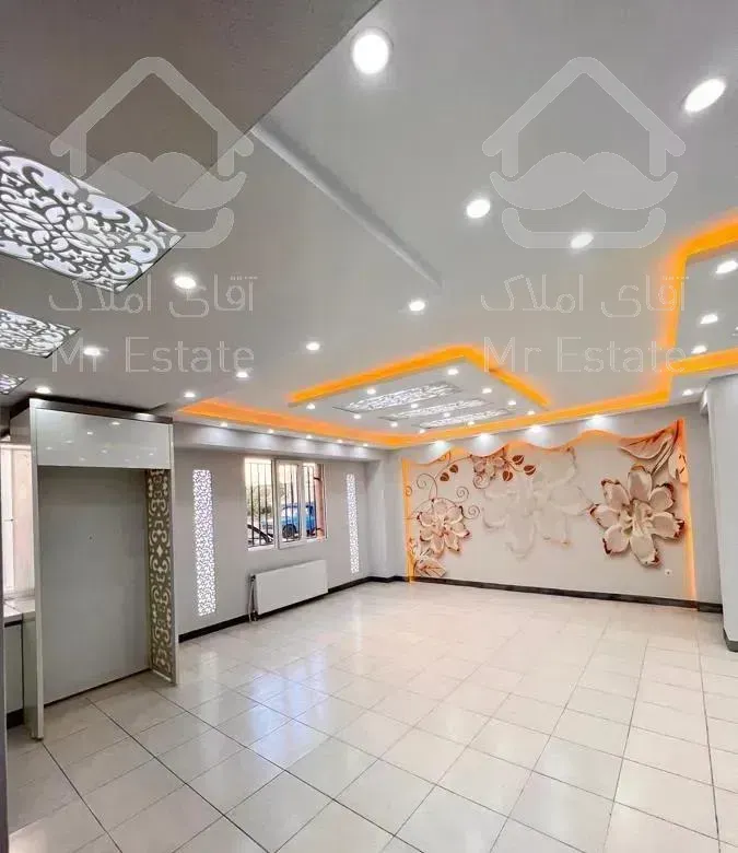 آپارتمان ۹۹ متر در فاز ۴(جنب مترو)