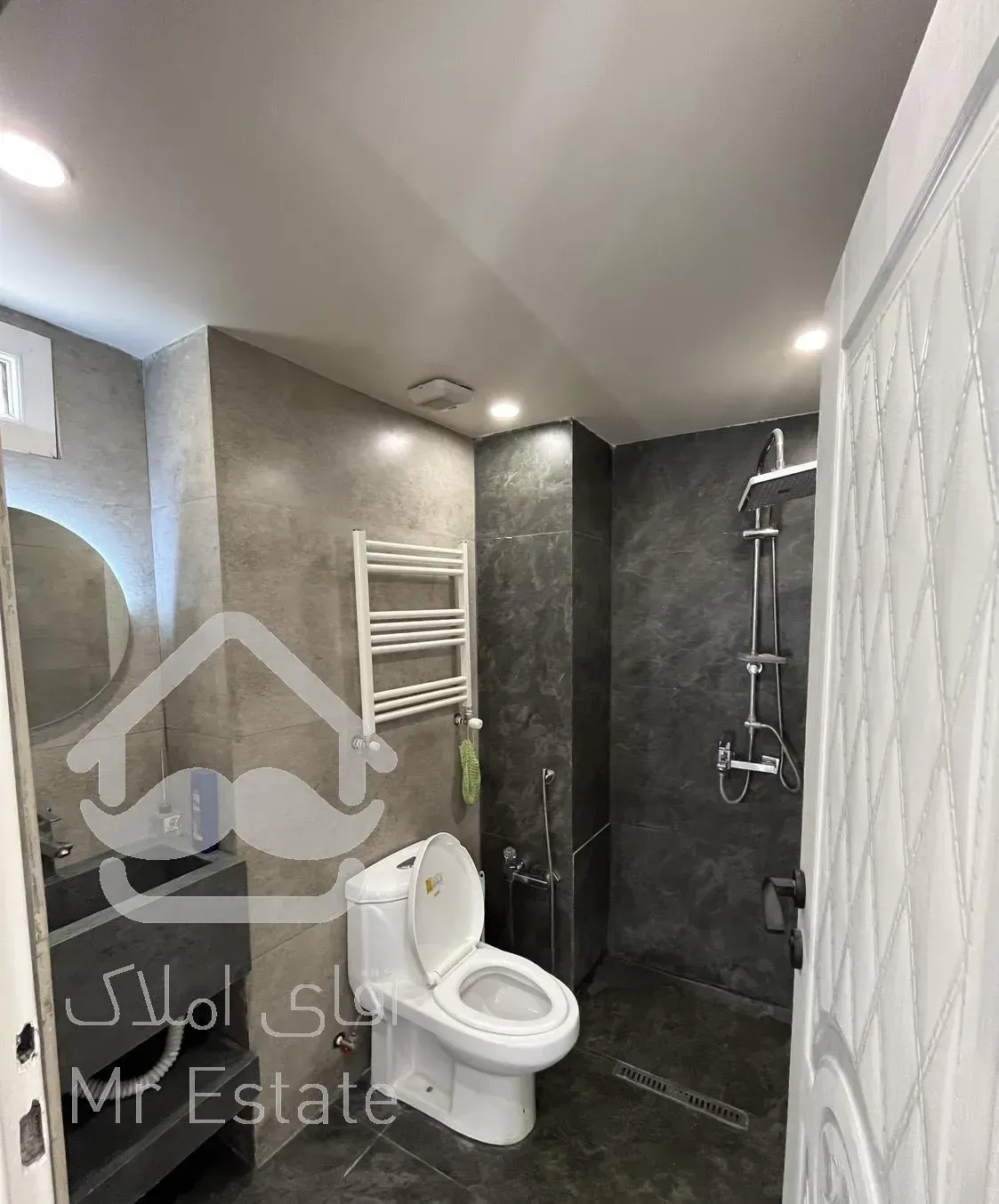 135متر/2خواب/ویلایی / فول