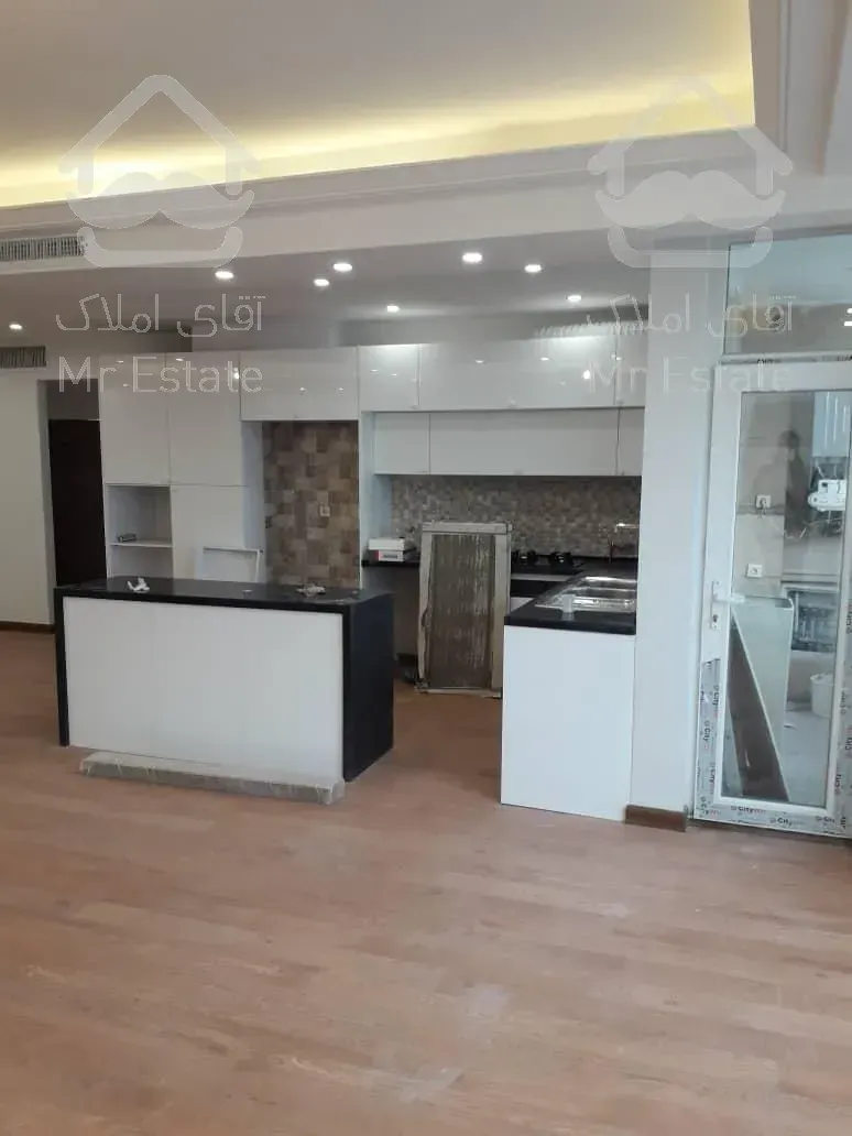 فروش آپارتمان، 110متر، 2خوابه، قیطریه، ویو بینظیر