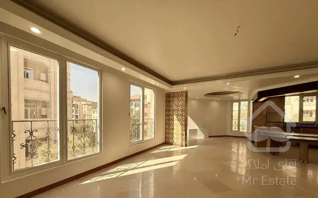 ۱۸۹ متر تکواحدی فول اعیان نشین فلکه اول (۱۵۰ شرقی)