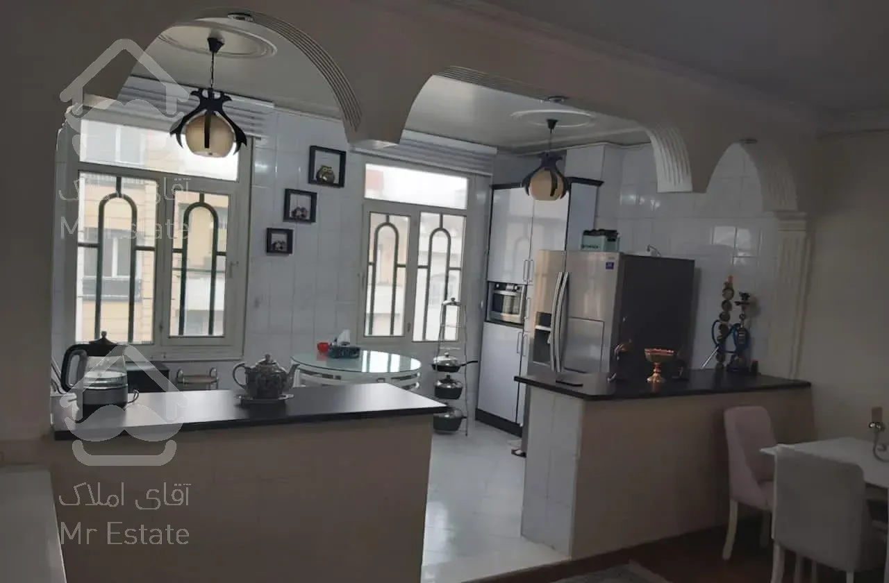 ۸۳ متر ۸ واحدی طبقه دوم پروانه