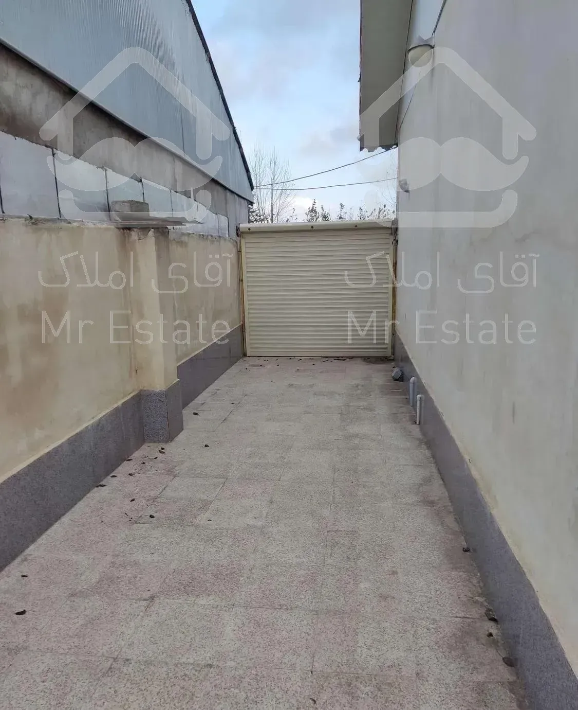 فروش و معاوضه ویلای شهری 230 متری املاک فردوس