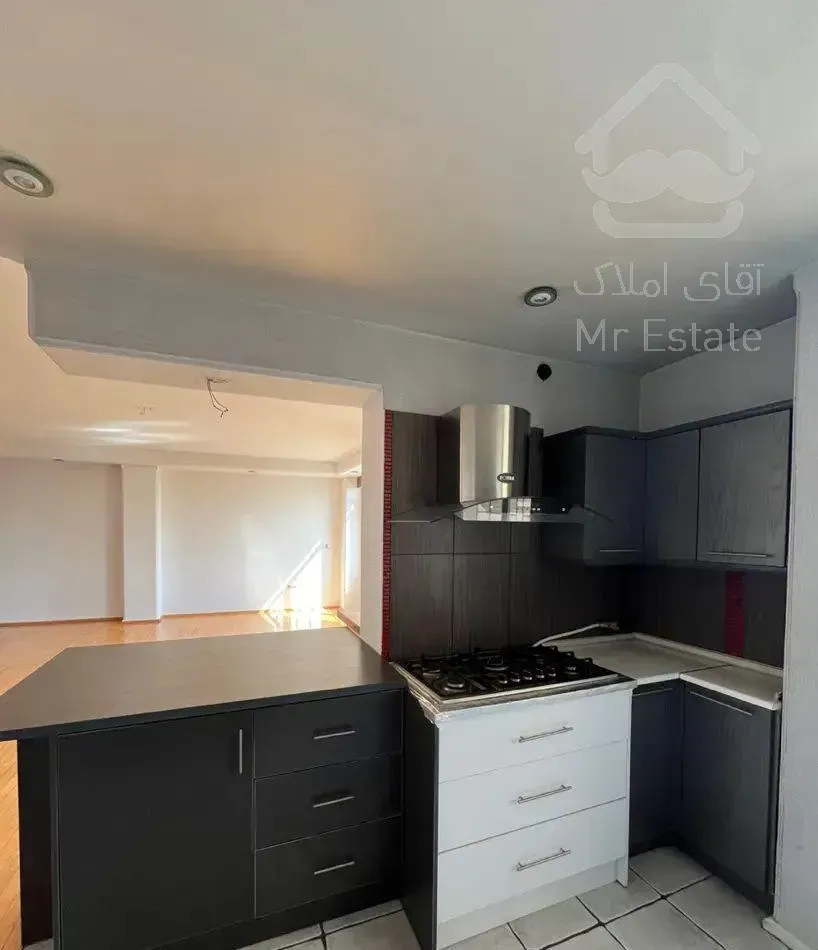 ۱۵۰ متر ۳ خواب / نور شمال و جنوب / ویو دار