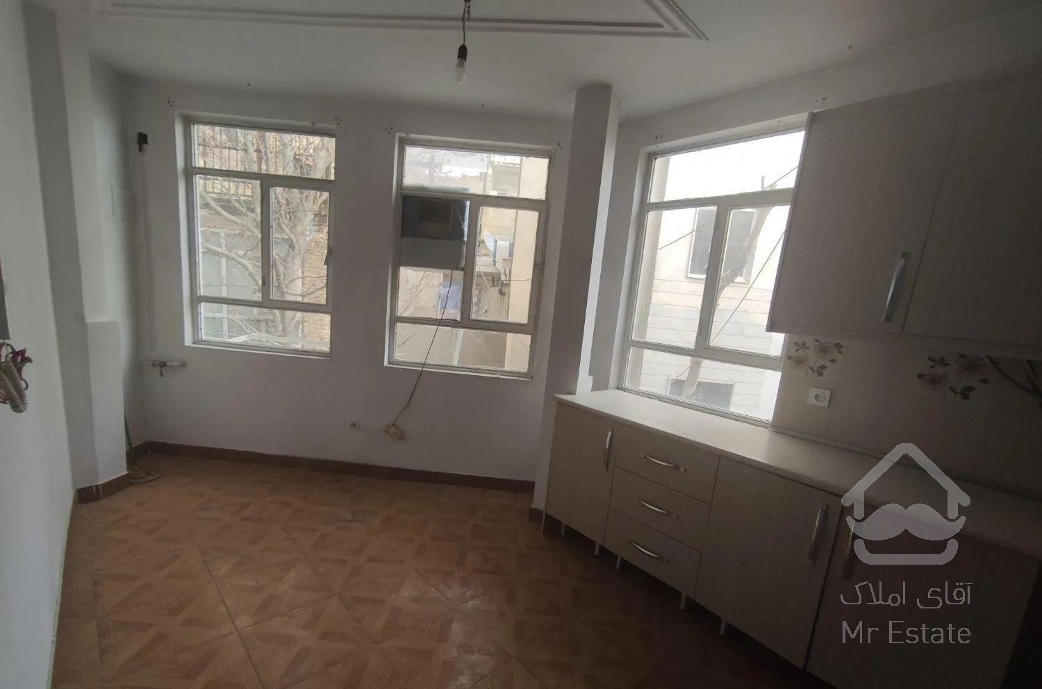 65 متر گلاب دره