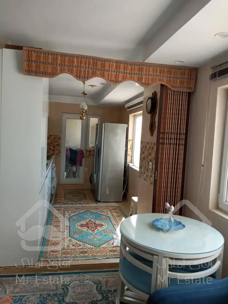 ۷۱ متر / برج ارکیده / جنوبی غرق نور / دریاچه چیتگر