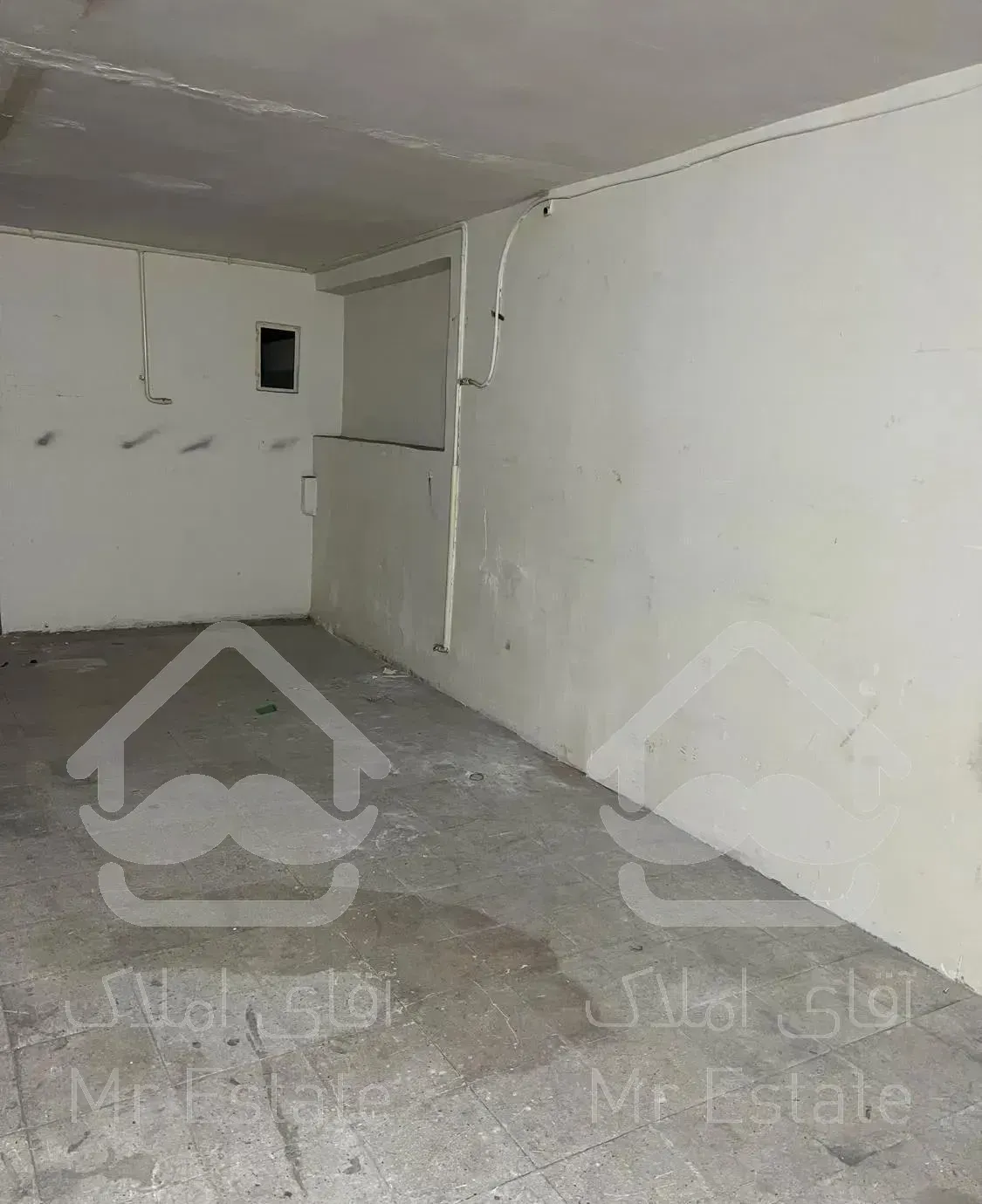 سالن ٨٥ متری