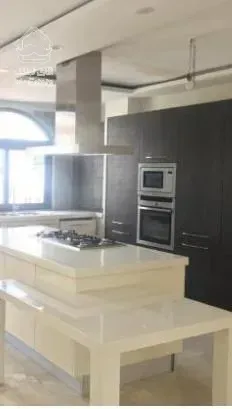 آپارتمان 320 متر در دروس-5خواب-دفترکار