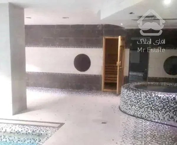 ۱۹۲ متر ۳ خواب فول امکانات طبقه آخر کامرانیه