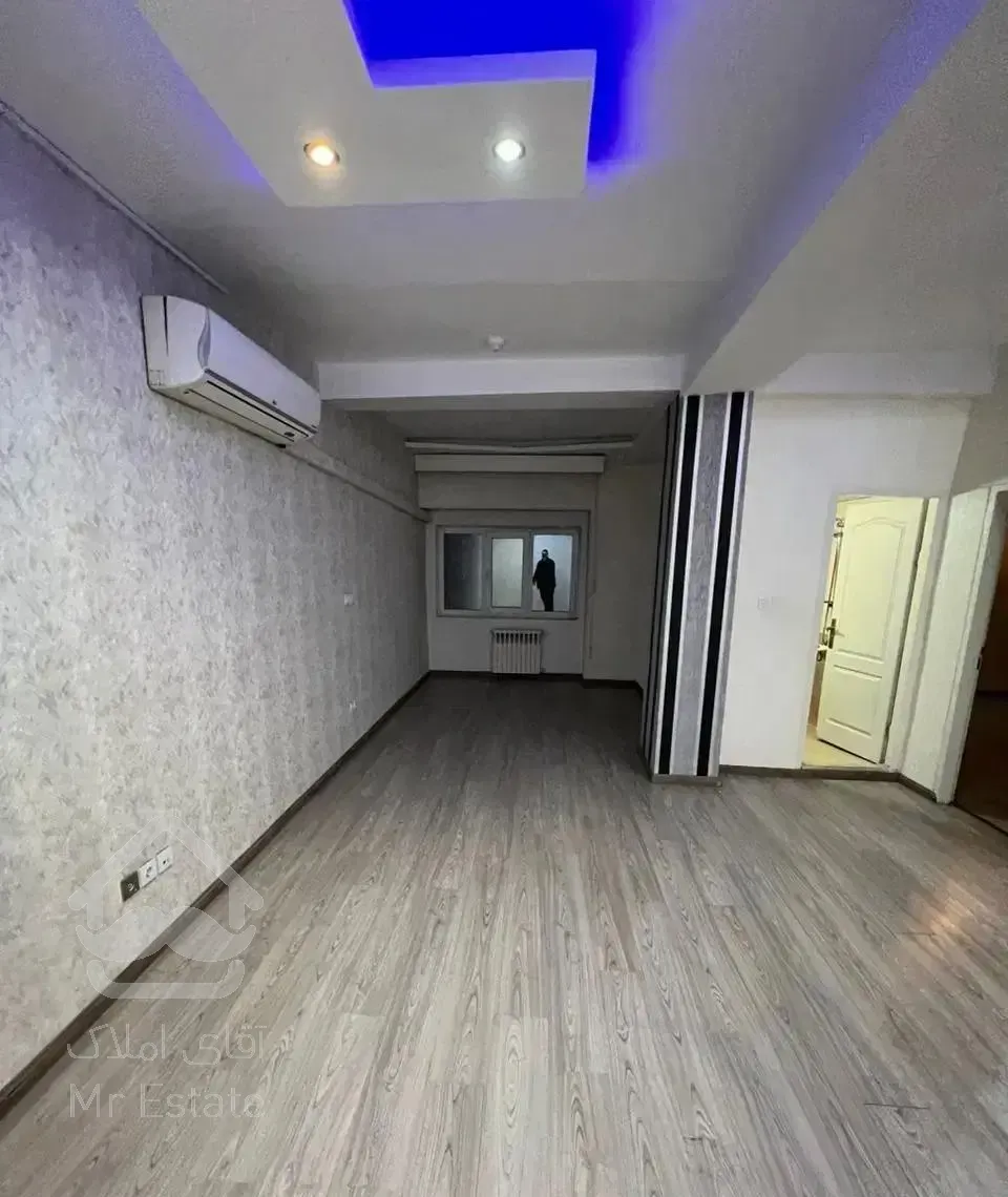 آپارتمان۱۳۵ متری دوخواب منطقه ۲۲