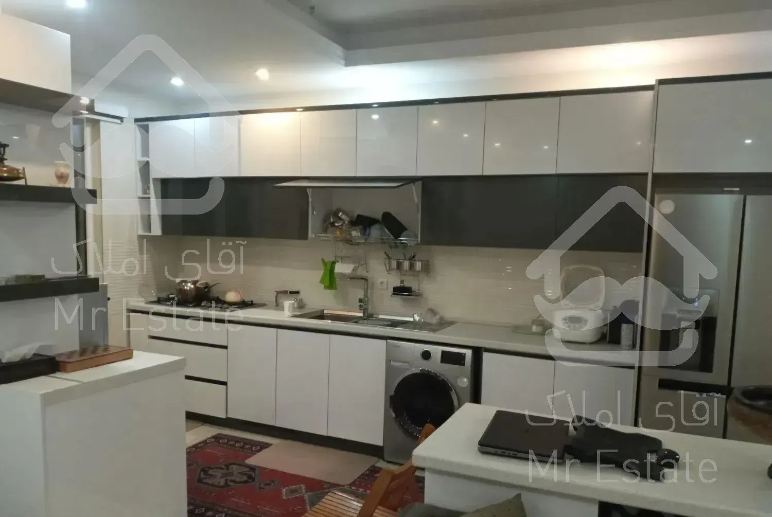 آپارتمان ۱۳۰متر سه خوابه در امامت