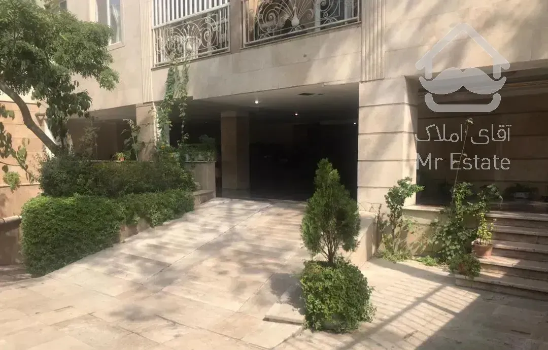 ١٣٥ متر/٣خواب/خوش نقشه/نور جنوب/نوساز