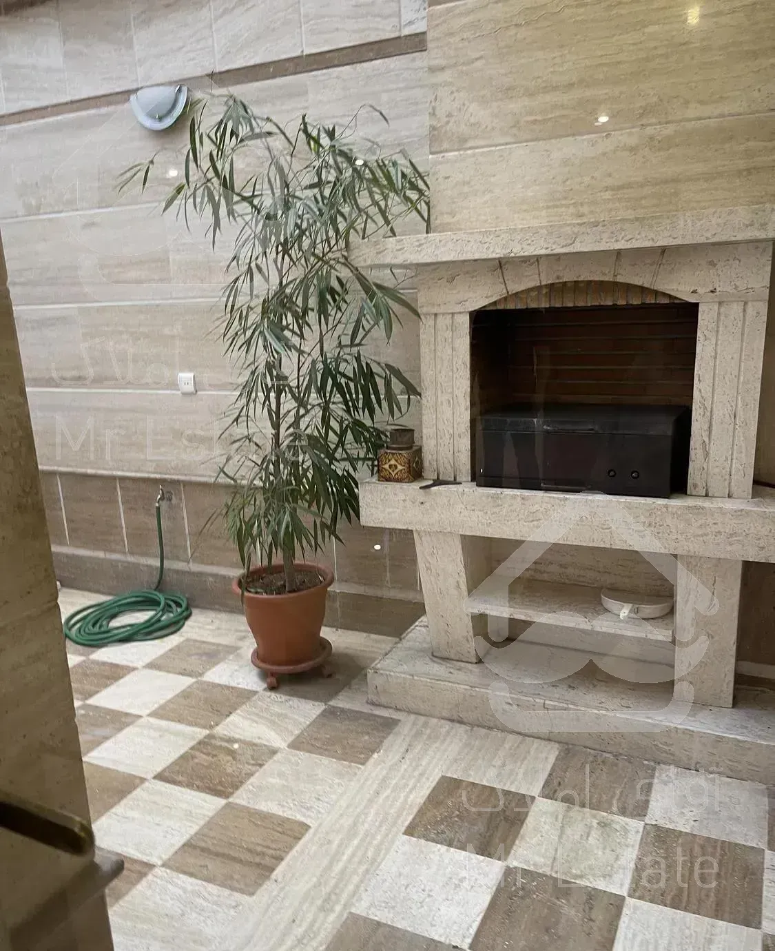 ۲۹۰ متر / ۴ خواب / شیک و خوش نقشه