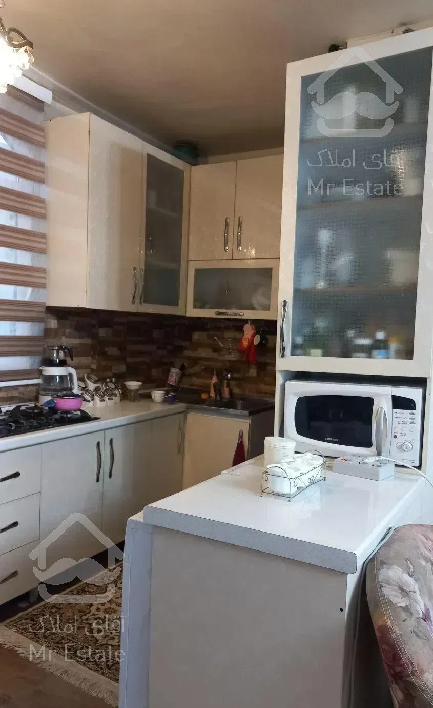 شمال فاطمی ، ۷۲متر ، ۲خواب ، ۲۰ ساله ،  فرعی