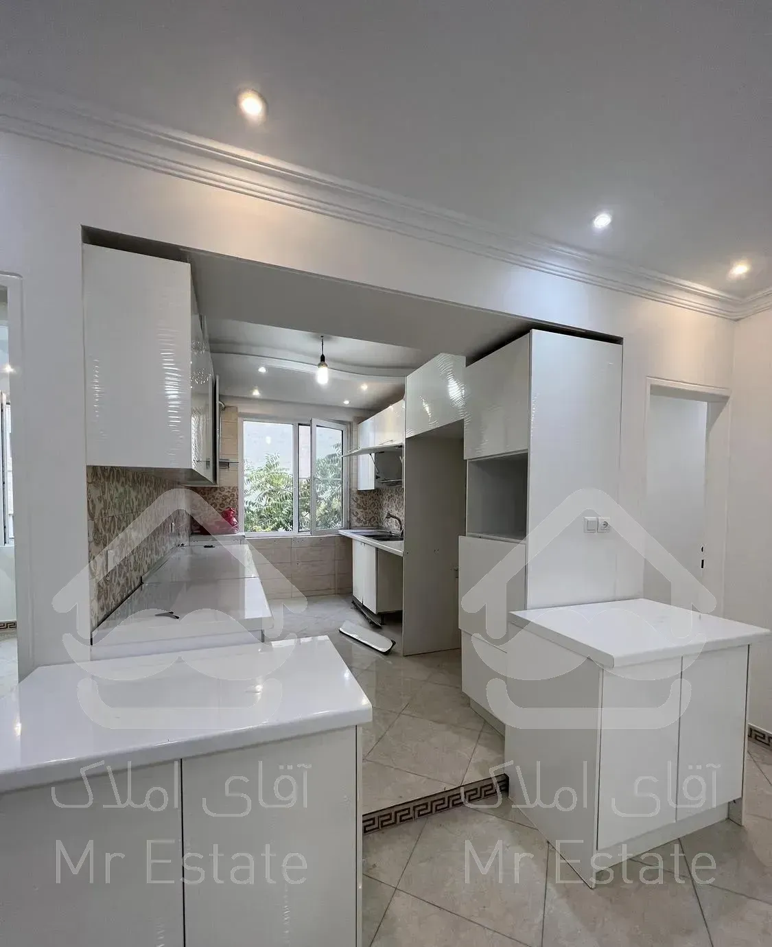 ۷۲ متر دوخوابه طبقه سوم پارکینگ آسانسور شیخ هادی