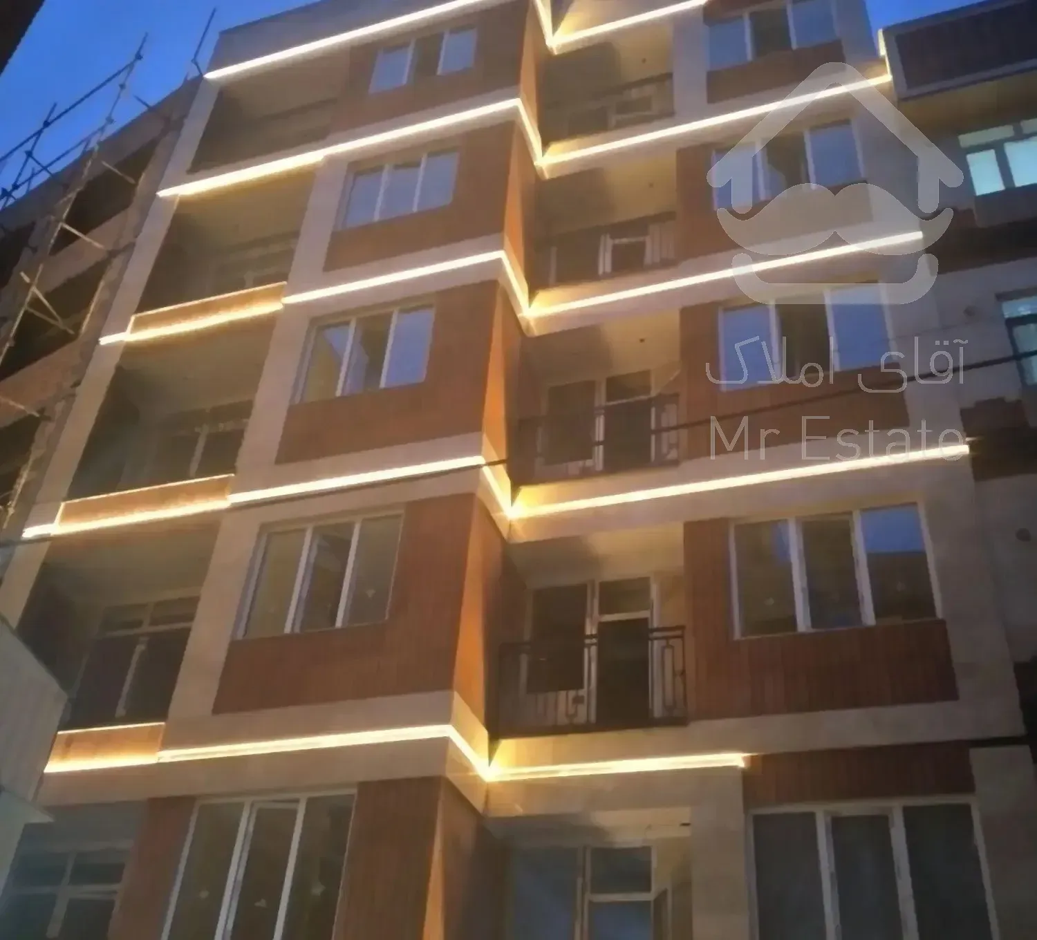 فروش آپارتمان ۵۰ متری ۱ خوابه در چهارصد دستگاه