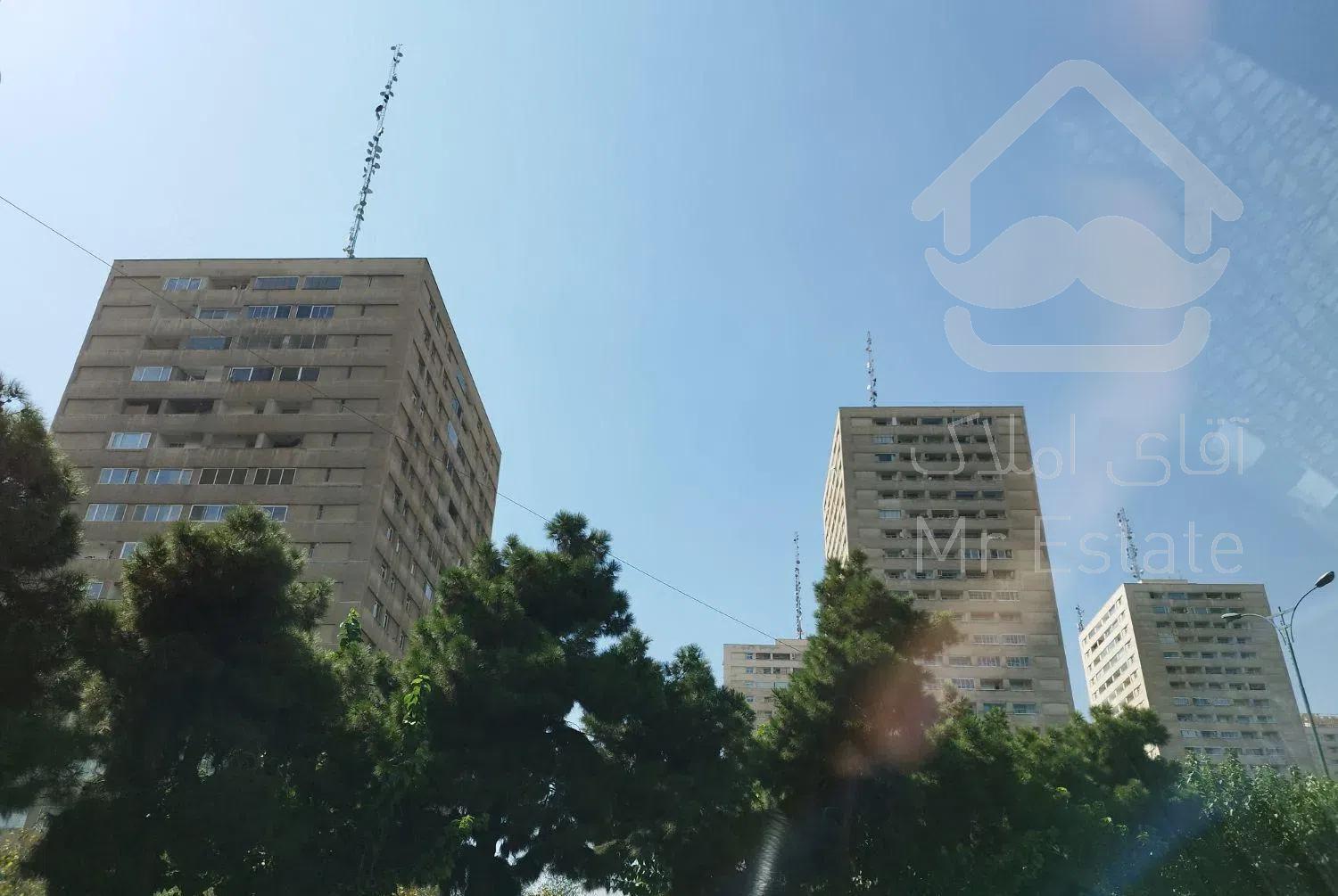 آپارتمان ۱۲۶متر  ۲خواب آتی ساز