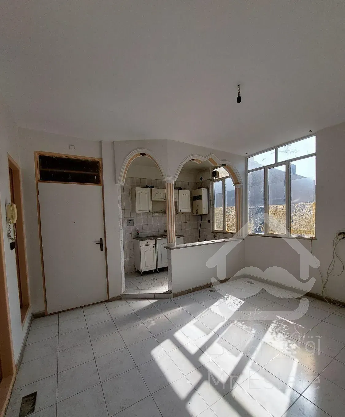 فروش آپارتمان ۳۴ متری ۱ خوابه طبقه ۳ در اسکندری