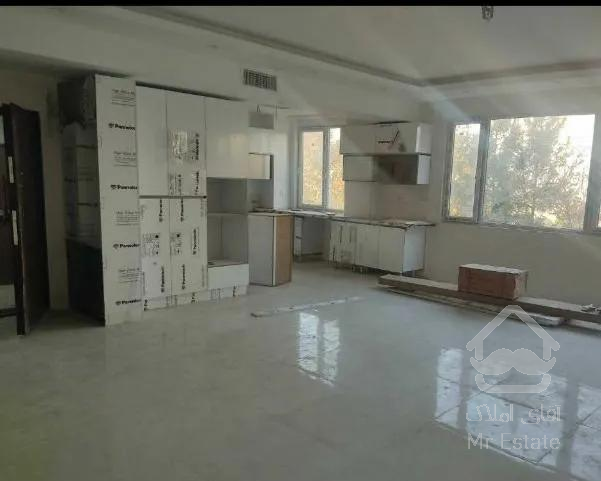 ۱۴۱ متر ۳ خواب نوساز کلیدنخورده ویو فضای سبز