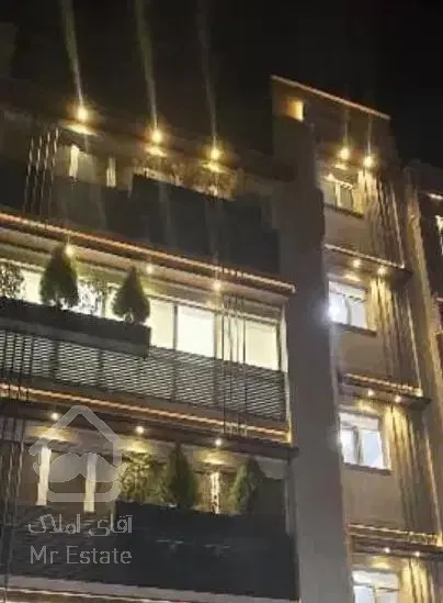 ۱۳۴ متر /۲ خواب / سالن مربعی  / معالی اباد