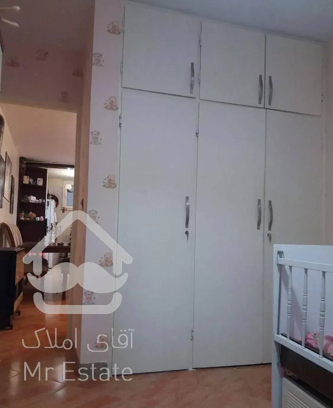 77متر 2خواب سالن پرده خور (میدان دانشگاه )