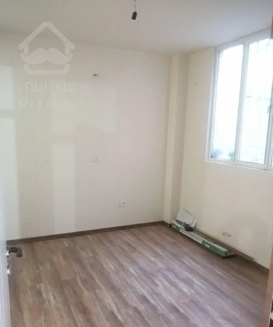 64 متری ، 2 خوابه ، همکف ، تک واحدی ، حیاط دار